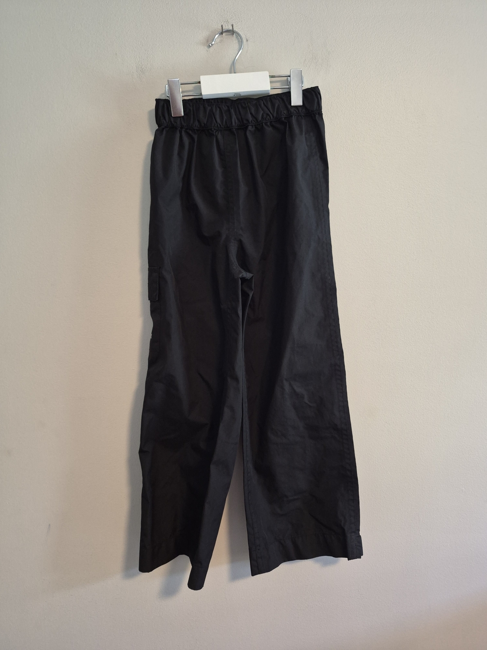 McKinley Youth XS Black Cargo Pocket Wide-Leg Splash Water Resistant Pants
